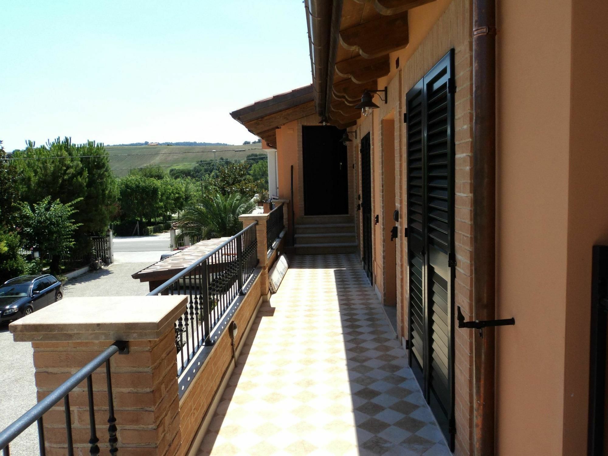 Agriturismo Le Vigne Φέρμο Εξωτερικό φωτογραφία