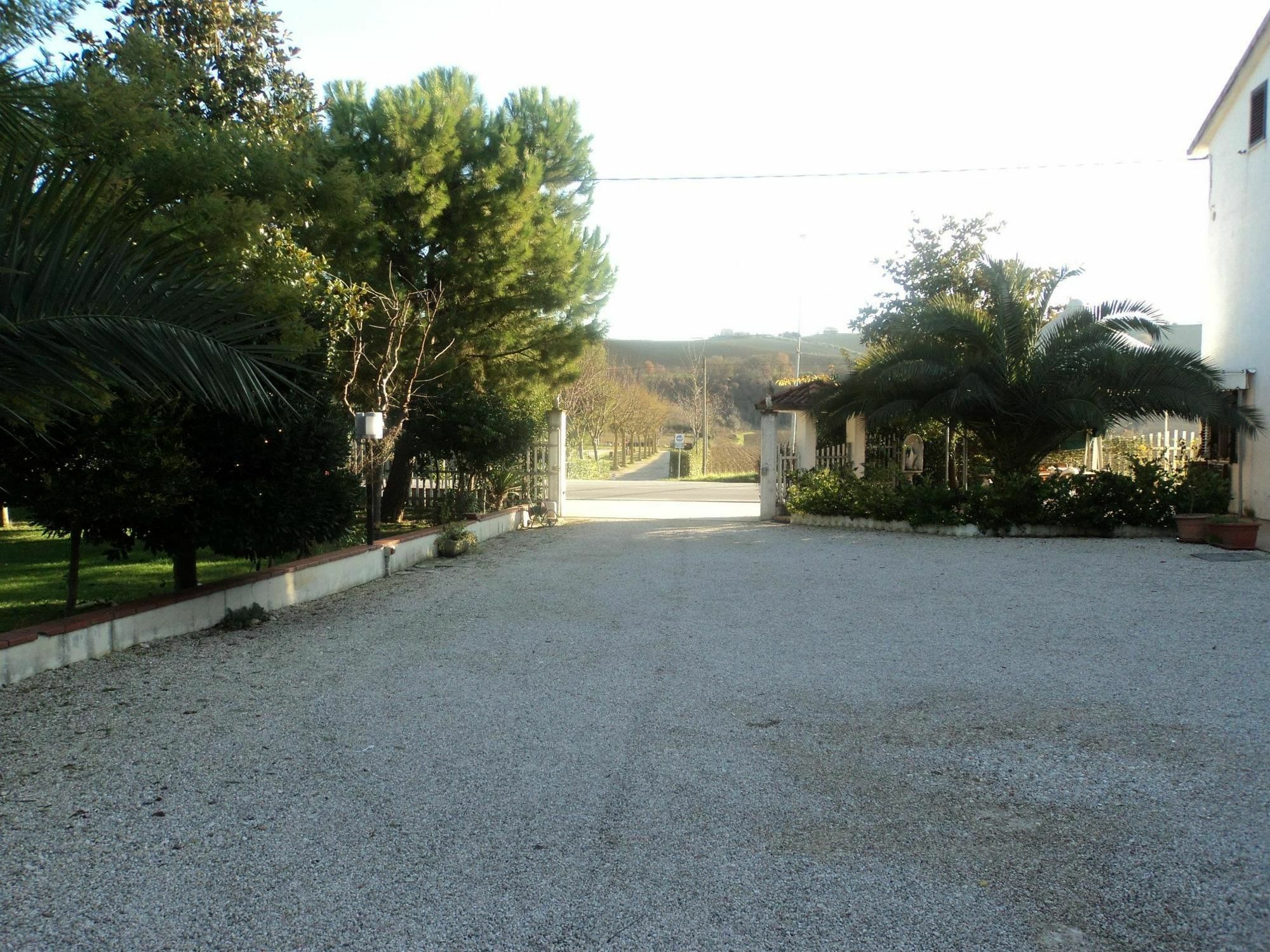 Agriturismo Le Vigne Φέρμο Εξωτερικό φωτογραφία